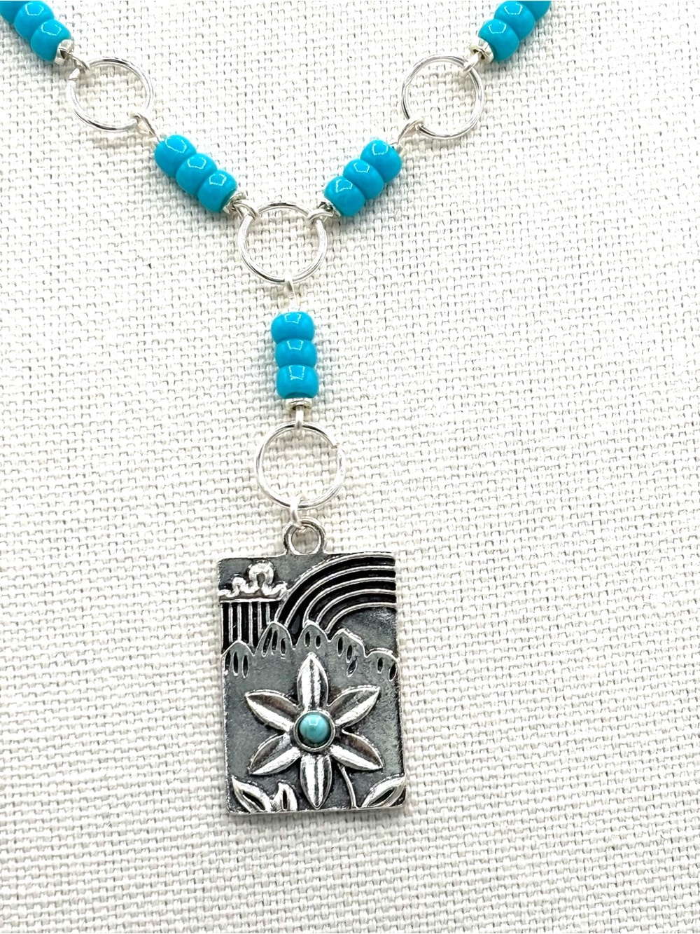 Hand Crafted Turquoise Blue Linked Beaded Pendant Lariat Necklace - Picture 4 of 8